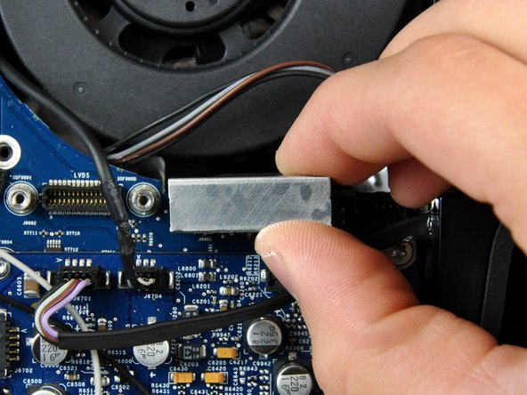 iMac Intel 20" EMC 2133 and 2210 Optical Drive Fan Replacement: step 12, image 2 of 2