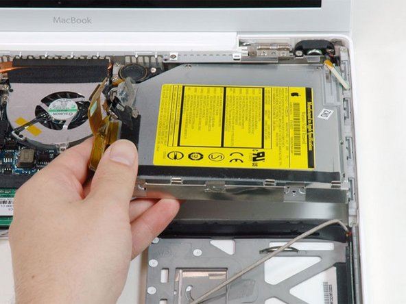 MacBook Core Duo Optical Drive Replacement: step 23, image 1 of 1