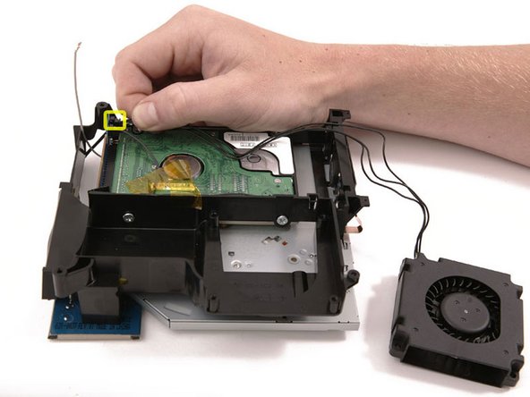 Mac mini (PowerPC) Fan Replacement: step 12, image 1 of 1