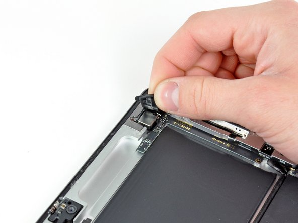 iPad 2 Wi-Fi EMC 2415 Rear Facing Camera Replacement: step 29, image 1 of 1