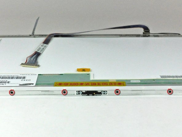 PowerBook G4 Aluminum 15" 1-1.5 GHz Front Display Bezel Replacement: step 37, image 1 of 1