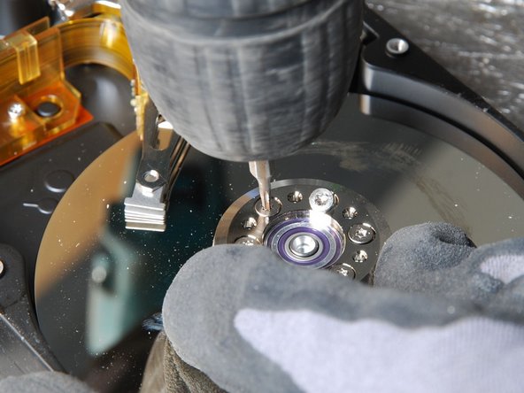 Hard Disc Drive: step 3, image 1 of 1