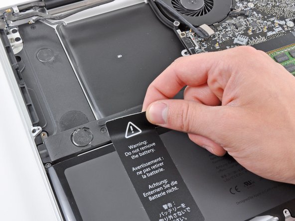 MacBook Pro 17" Unibody Subwoofer & Right Speaker Replacement: step 14, image 2 of 2