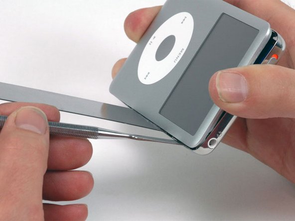 iPod Classic Headphone Jack & Hold Switch Replacement: step 14, image 1 of 1