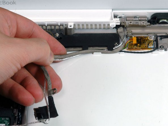 MacBook Core Duo Front Display Bezel Replacement: step 29, image 1 of 1