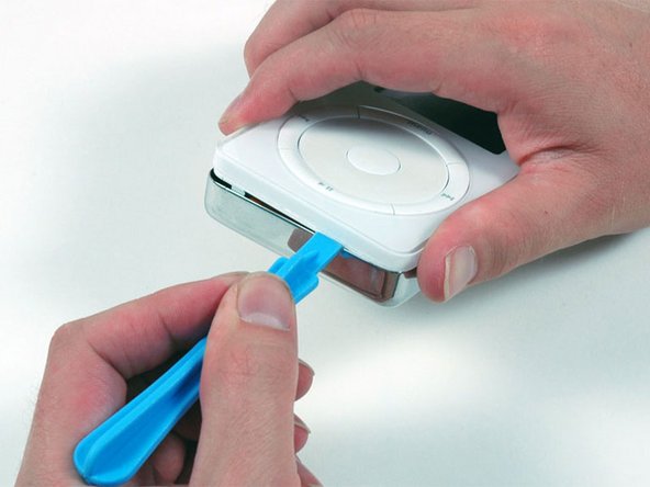 iPod 2nd Generation Rear Panel Replacement: step 4, image 1 of 1