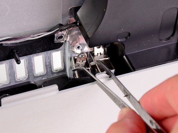 iMac Intel 21.5" EMC 2389 Audio Ports Replacement: step 46, image 3 of 3