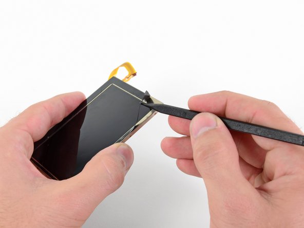 Nintendo 3DS Upper LCD Replacement: step 40, image 1 of 1