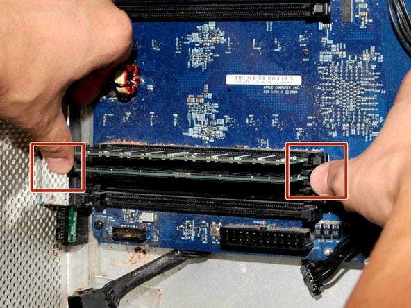 Power Mac G5 RAM Replacement: step 8, image 2 of 3