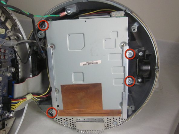 iMac G4 17 800 MHz EMC 1936 Optical Drive Replacement: step 7, image 1 of 2