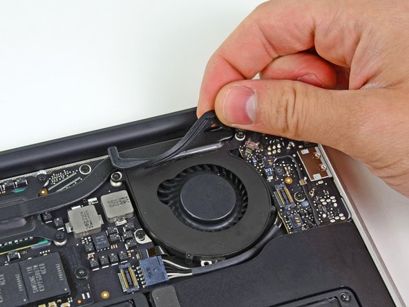 MacBook Air 13" Mid 2011 Logic Board Replacement: step 8, image 1 of 1