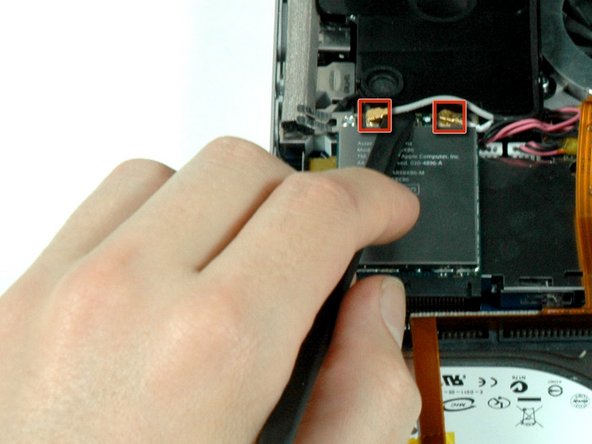 MacBook Pro 17" Models A1151 A1212 A1229 and A1261 ExpressCard Cage Replacement: step 11, image 1 of 2