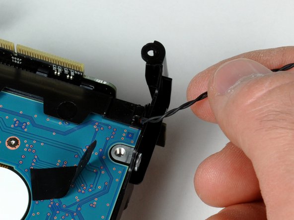 Mac mini Model A1283 Terabyte Drive Replacement: step 11, image 3 of 3