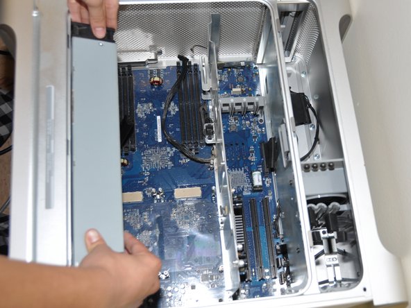 Power Mac G5 Power Supply Replacement: step 25, image 2 of 2