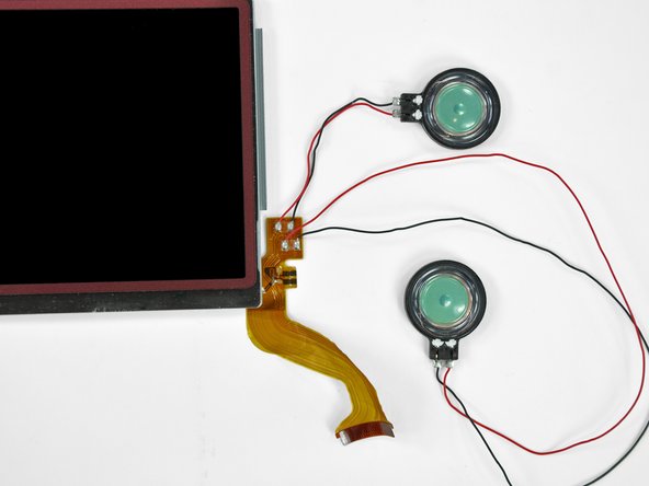 Nintendo DSi XL Upper LCD Replacement: step 39, image 1 of 1