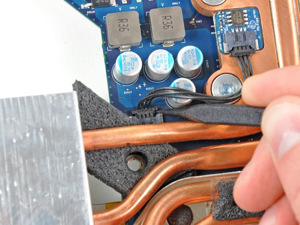 iMac Intel 24" EMC 2111 CPU Replacement: step 34, image 1 of 2