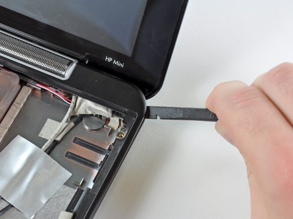 HP Mini 1000 Upper Case Replacement: step 14, image 1 of 2