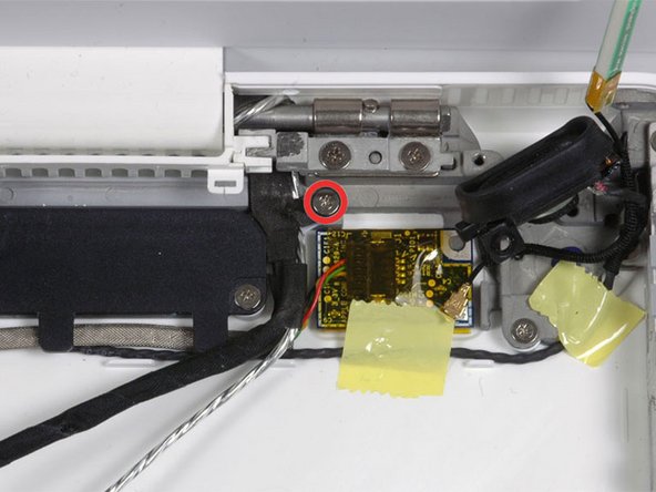 MacBook Core 2 Duo iSight Replacement: step 31, image 1 of 1