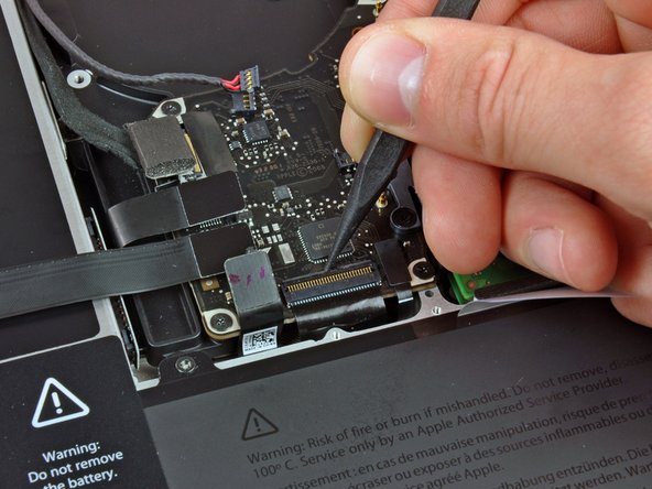 MacBook Pro 13" Unibody Mid 2009 Logic Board Replacement: step 6, image 1 of 3