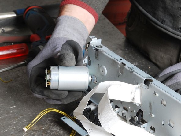 Inkjet Printer: step 4, image 1 of 1