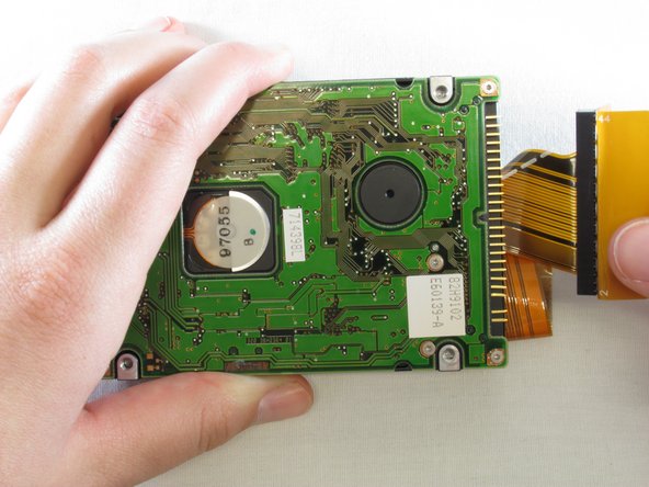 PowerBook 3400 M3553 Hard Drive Replacement: step 20, image 3 of 3