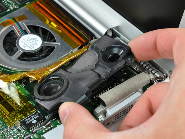 PowerBook G4 Aluminum 17" 1.67 GHz (High-Res) Logic Board Replacement: step 30, image 1 of 1