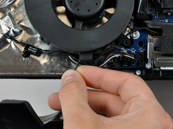 iMac Intel 20" EMC 2133 and 2210 CPU Fan Replacement: step 13, image 1 of 1