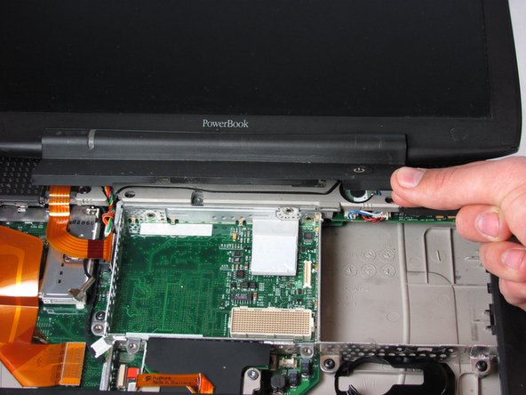 Apple PowerBook G3 400 Display Replacement: step 18, image 1 of 1