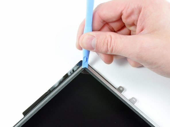 iPad 3G Front Panel Assembly Replacement: step 26, image 1 of 2