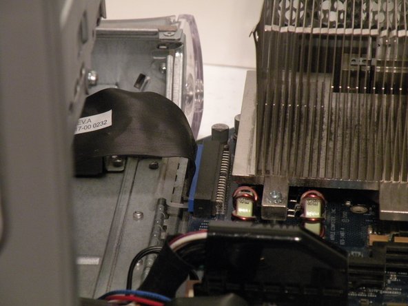 Power Mac G4 MDD Power Supply Replacement: step 7, image 2 of 2