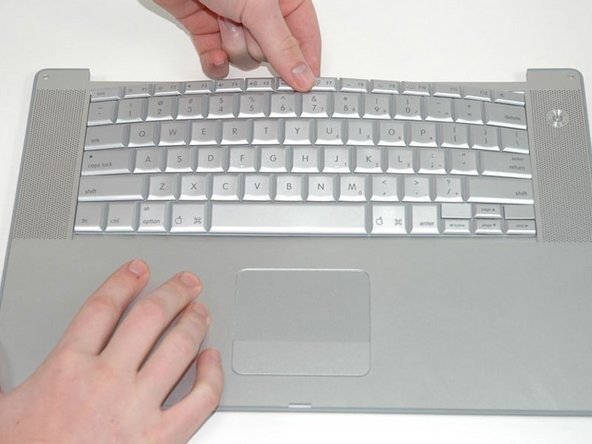 PowerBook G4 Aluminum 15" 1.5-1.67 GHz Keyboard Replacement: step 17, image 1 of 1