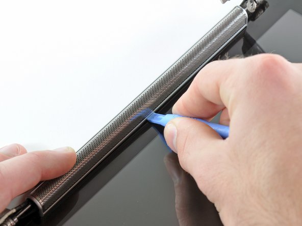 HP Mini 1000 Right Display Hinge Replacement: step 35, image 1 of 1