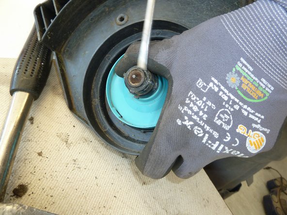 Lawn Trimmer: step 9, image 1 of 1