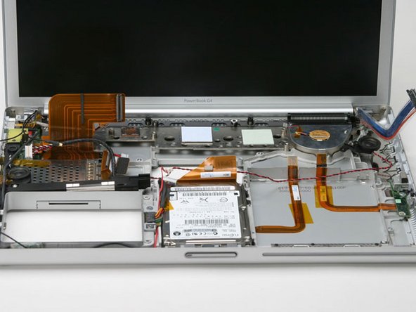 PowerBook G4 Aluminum 15" 1-1.5 GHz Right USB Board Replacement: step 29, image 1 of 1