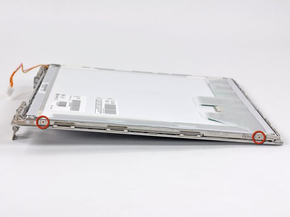 PowerBook G4 Aluminum 12" 1-1.5 GHz Right Clutch Hinge Replacement: step 78, image 1 of 1