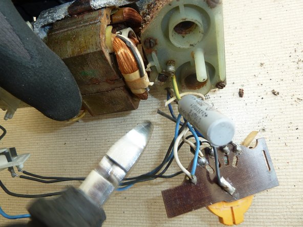 Hand Mixer: step 5, image 1 of 2