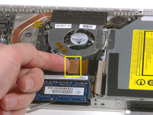 MacBook Core 2 Duo Hard Drive Connector Replacement: step 14, image 1 of 1