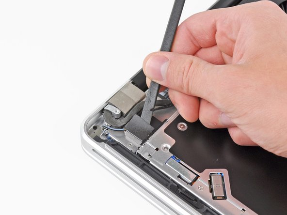 MacBook Pro 17" Unibody Optical Drive Cable Replacement: step 7, image 1 of 1