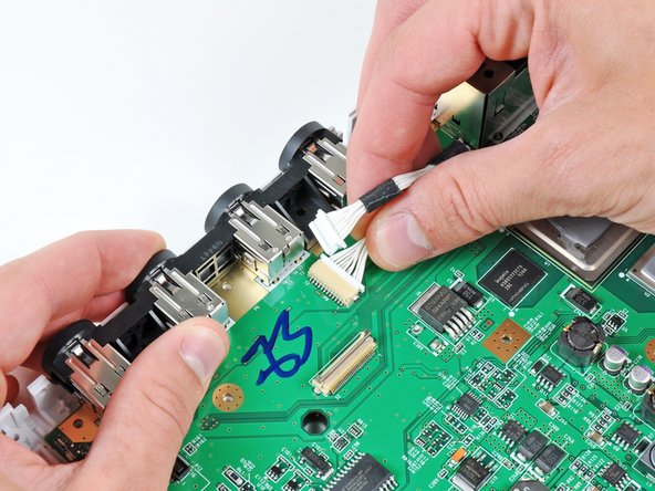 Nintendo Wii Motherboard Replacement: step 40, image 1 of 1