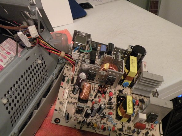 iMac G3 Model M4984 Power Supply Replacement: step 15, image 2 of 3