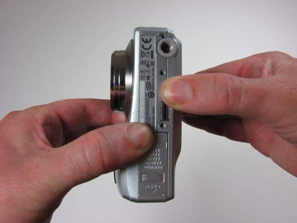 Kodak EasyShare C913 Capacitor Replacement: step 3, image 1 of 3