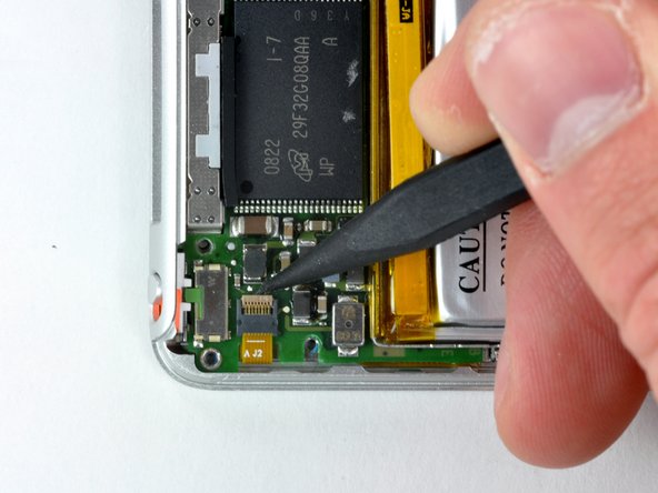 iPod Nano 3rd Generation Logic Board Replacement: step 9, image 1 of 2