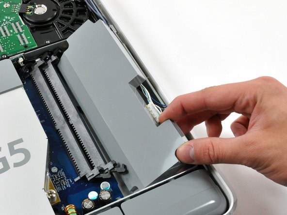 iMac G5 20" Model A1076 Midplane Assembly Replacement: step 5, image 1 of 2