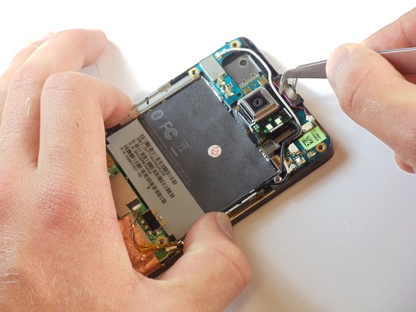 HTC HD2 Screen Replacement: step 7, image 2 of 3