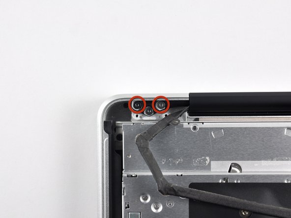 MacBook Pro 15" Unibody Mid 2009 LCD Replacement: step 16, image 1 of 2