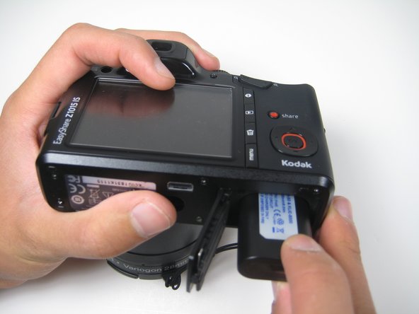 Kodak EasyShare Z1015 IS Battery Replacement: step 3, image 1 of 2