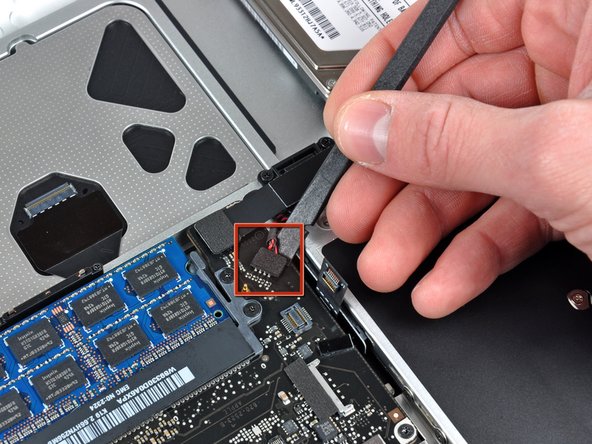 MacBook Pro 15" Unibody Mid 2009 Heat Sink Replacement: step 14, image 1 of 1