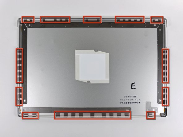 PowerBook G4 Aluminum 17" 1.67 GHz (High-Res) Display Inverter Replacement: step 37, image 1 of 1