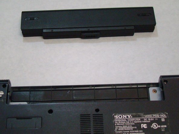 Sony Vaio PCG-7A2L Battery Replacement: step 3, image 2 of 2