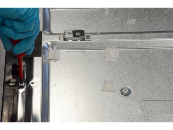 Toshiba 48L1443DG TV set, Removal of Liquid Crystal Display (LCD) 1/2: step 4, image 3 of 3